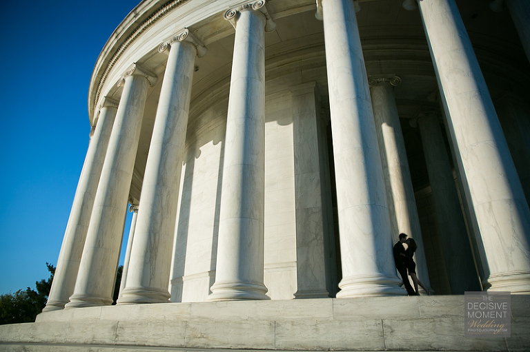 Washintgon DC Engagement Session jefferson memorial